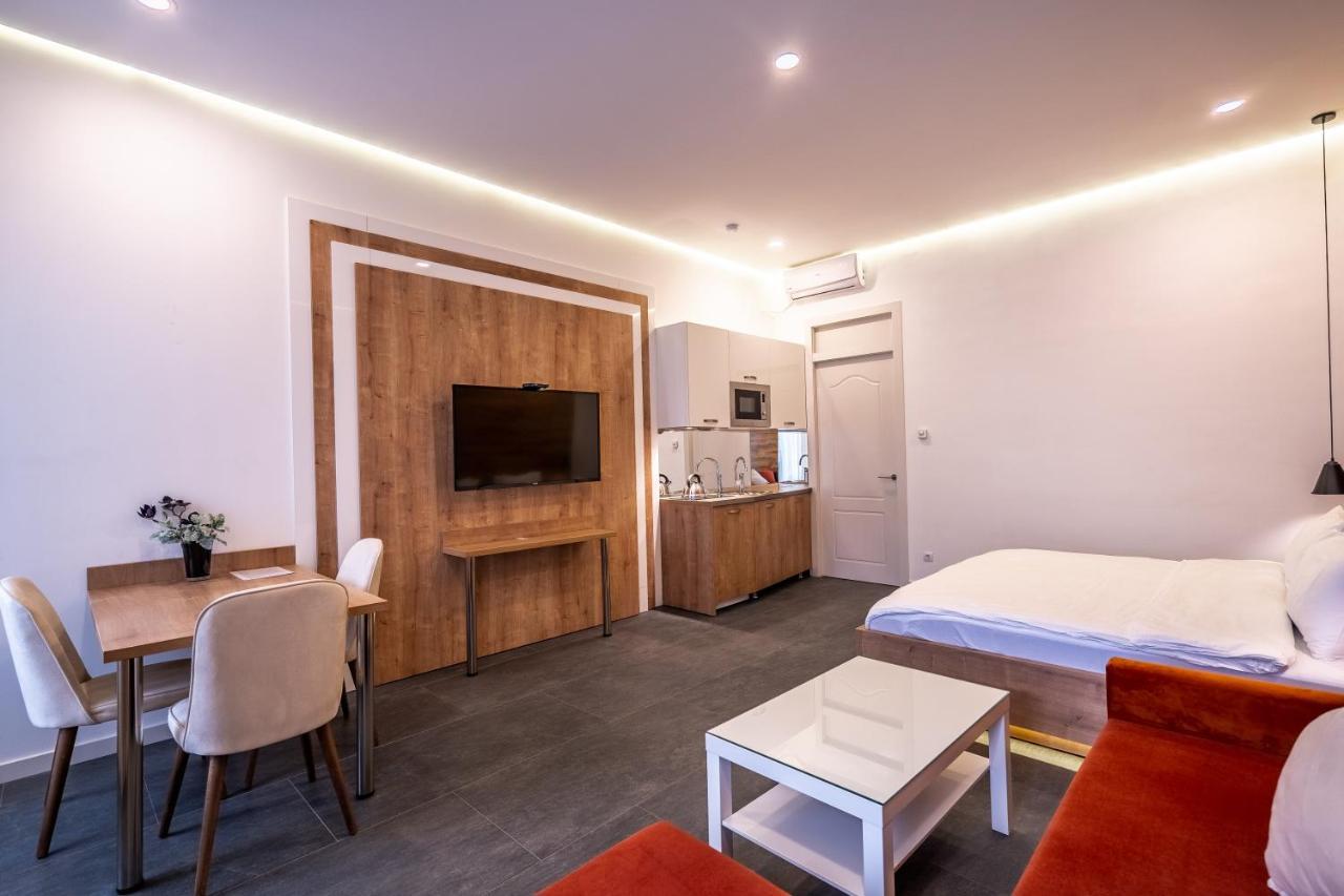5 Star Apart Hotel Tbilisi Bagian luar foto
